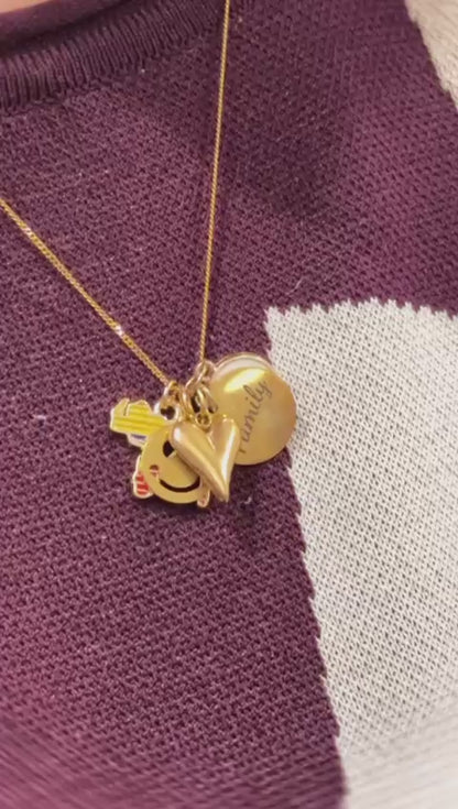 Simple Chain for Multicharms